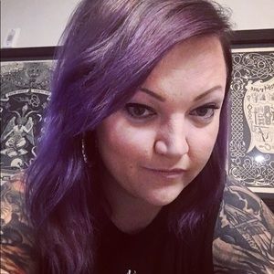 Meet your Posher, Olivia